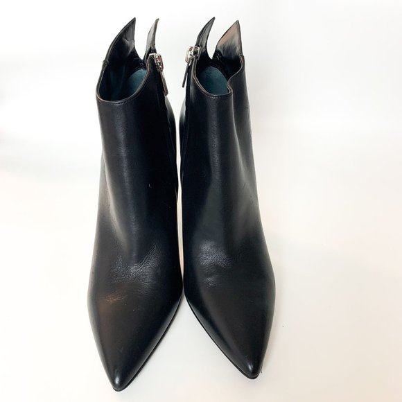 MARC FISHER Mella Black Leather Ankle Boots like new 9 - Picture 2 of 9
